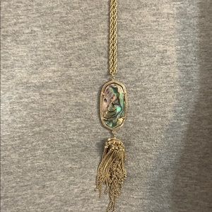 Kendra Scott necklace